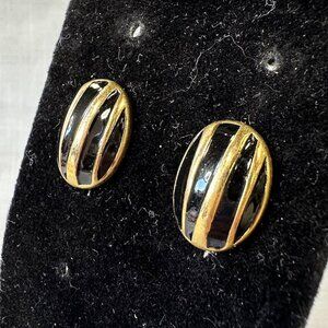 5/$5 Vintage 80s Gold Tone Oval Earrings with Black Stripes